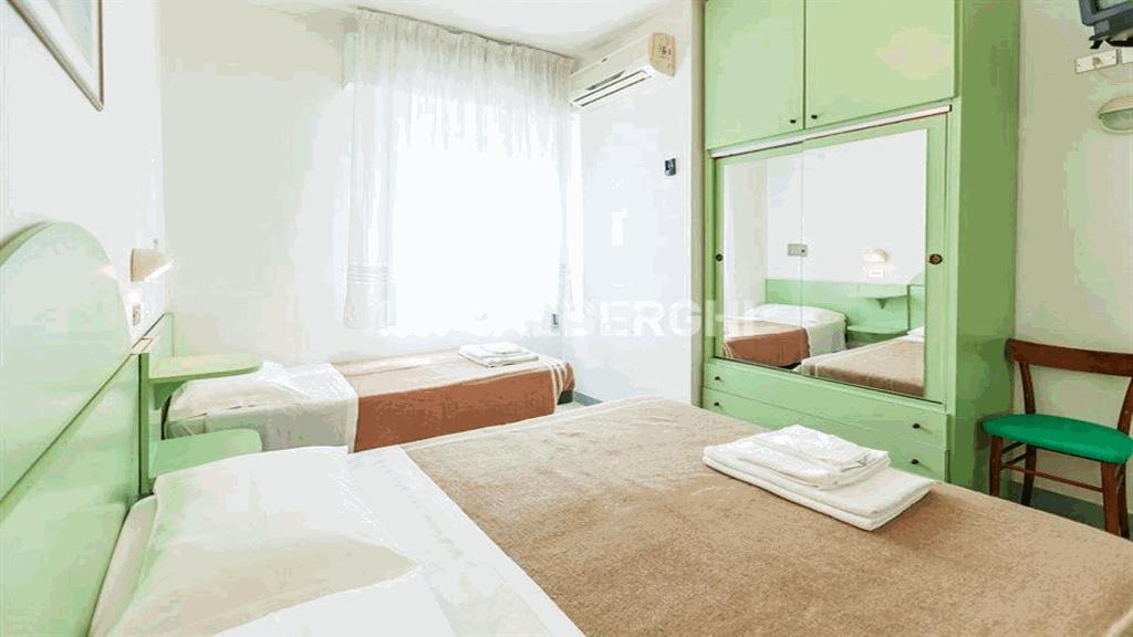 Hotel Caracas Каттолика Экстерьер фото